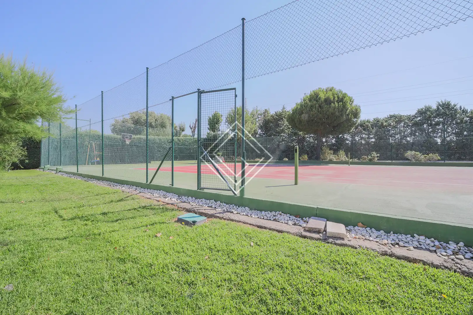 Jardí de Casa o xalet en venda en Pozuelo de Alarcón amb Aire condicionat, Calefacció i Jardí privat