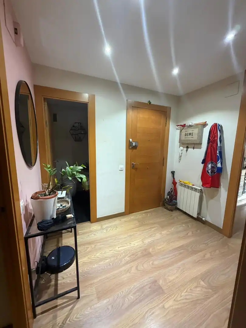 Piso en venta en Cornellà de Llobregat con Aire acondicionado, Calefacción y Terraza
