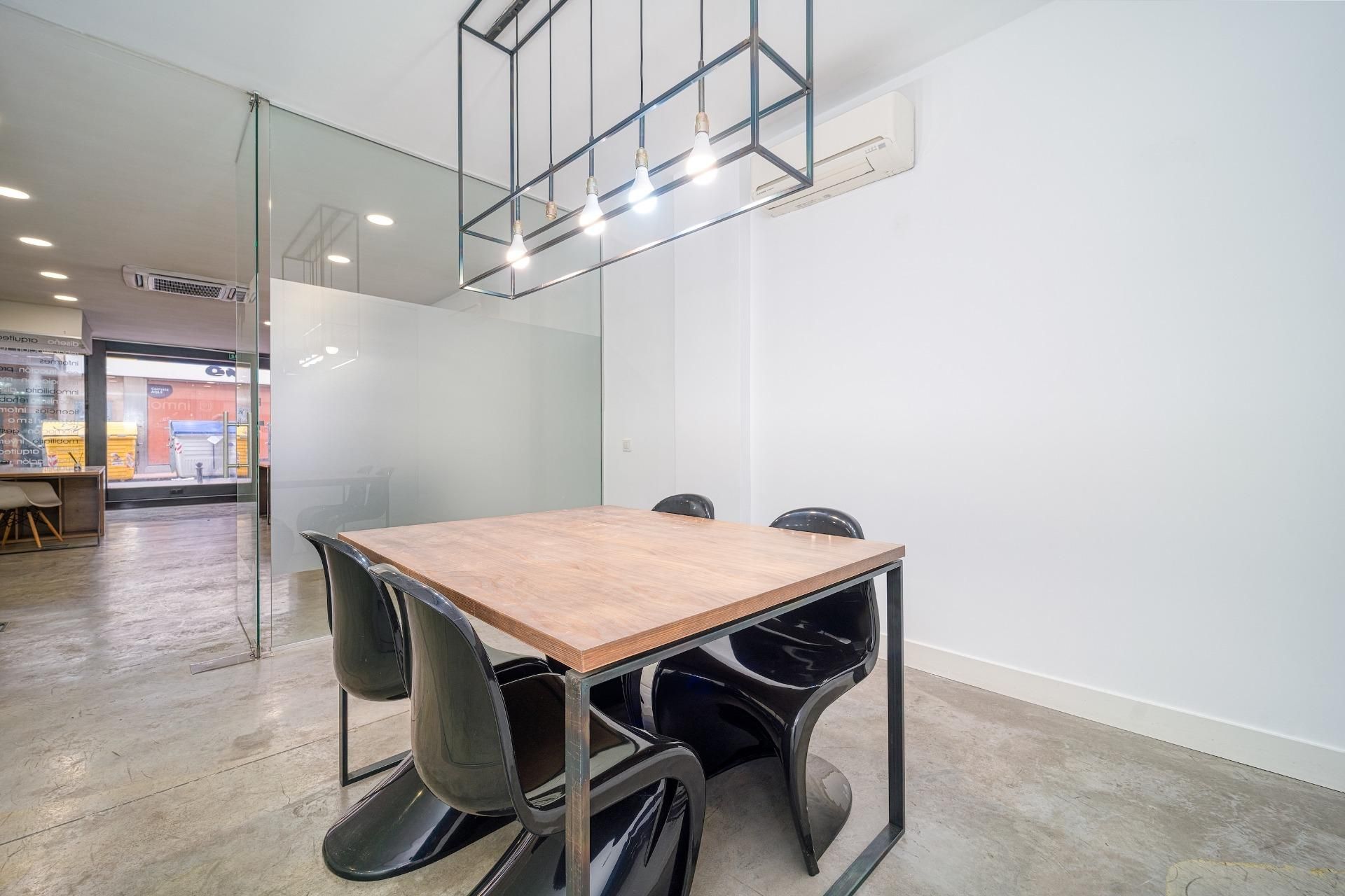 Dining room of Office for sale in Cuenca Capital  with Air Conditioner
