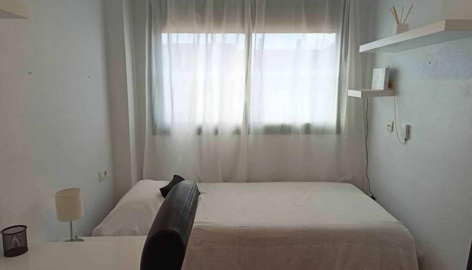 Foto 1 de Pis per a compartir a Sierra Perenchiza - Cumbres de Calicanto - Sto Domingo, Valencia