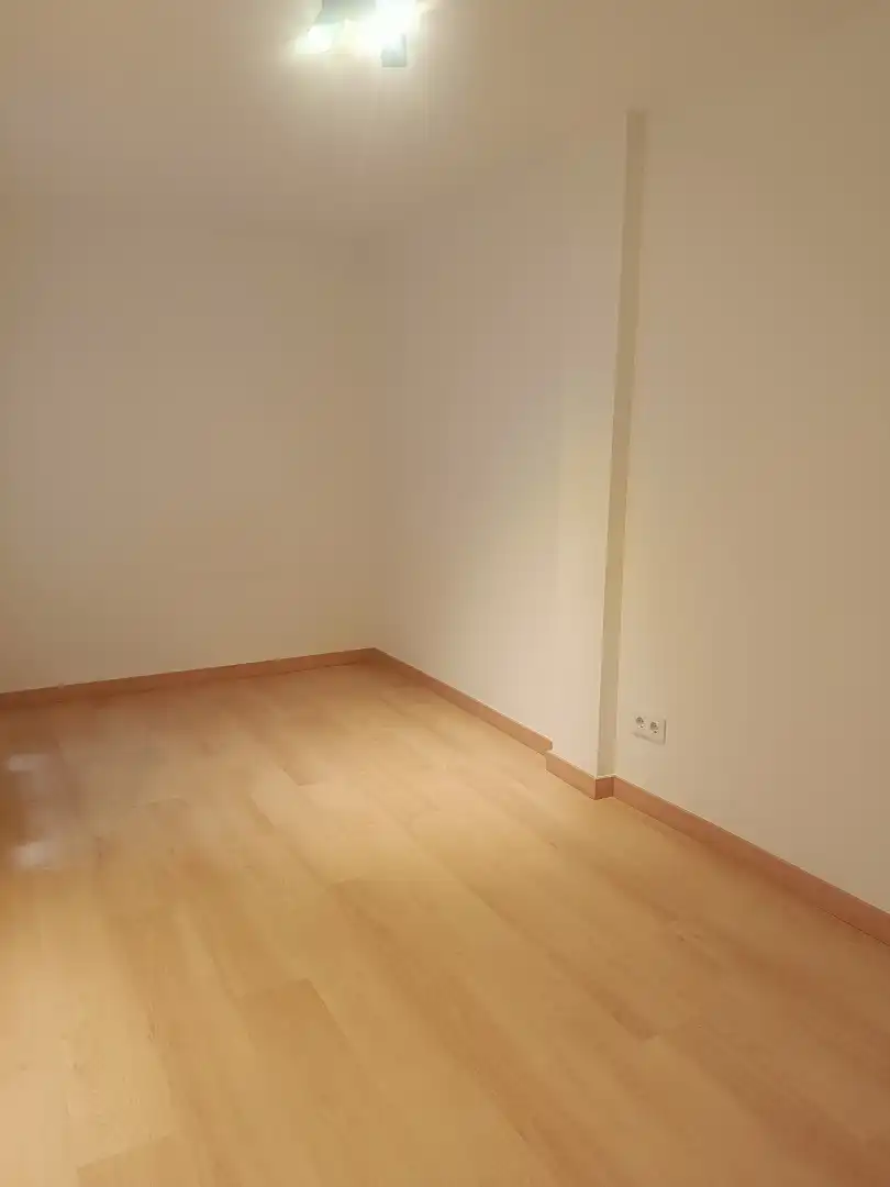 Flat for rent in Barcelona  with Heating, Parquet flooring and Oven