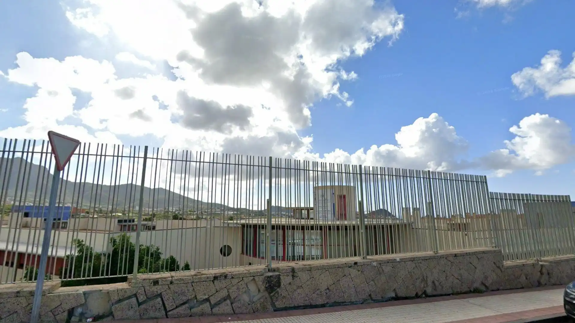 Vista exterior de Piso en venta en Arona
