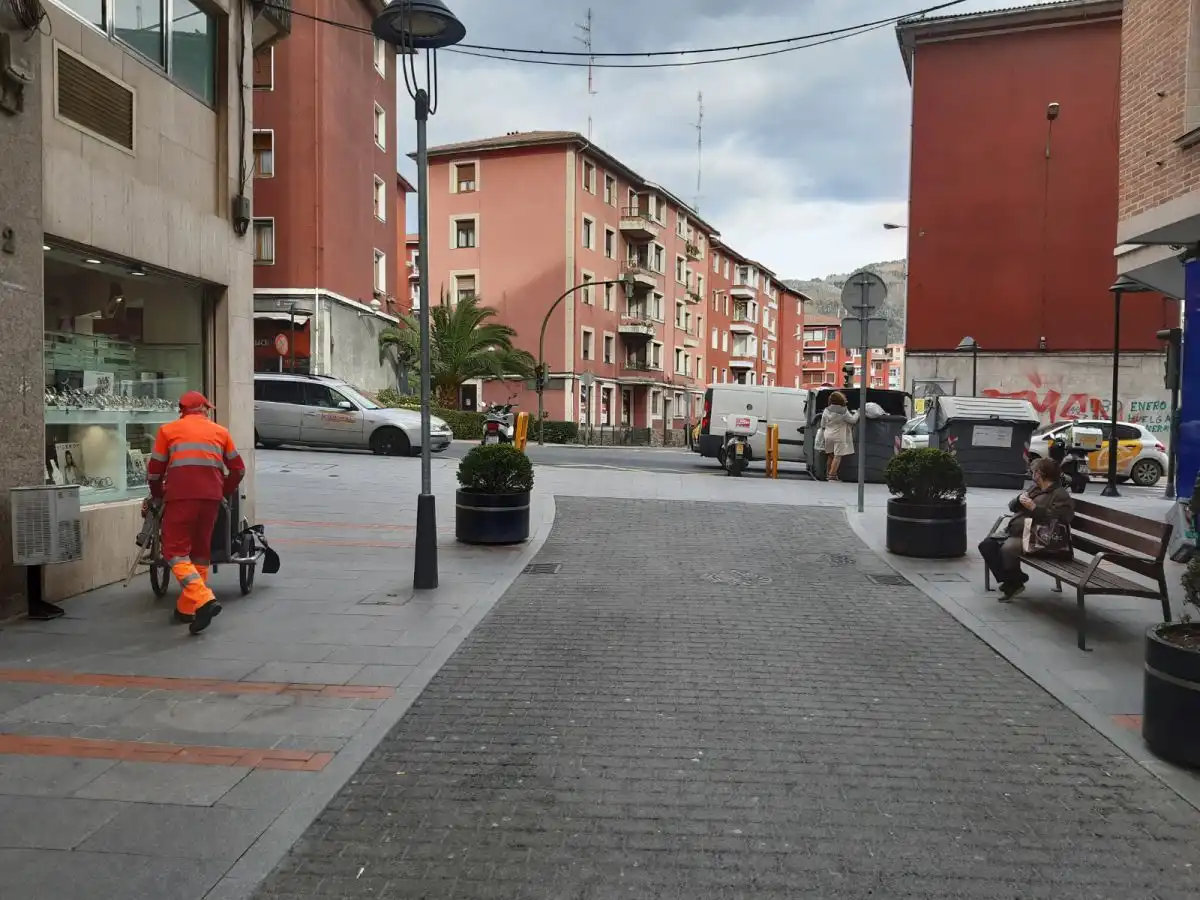 Local comercial en venta en Centro - Ariz - Uribarri, imagen 6