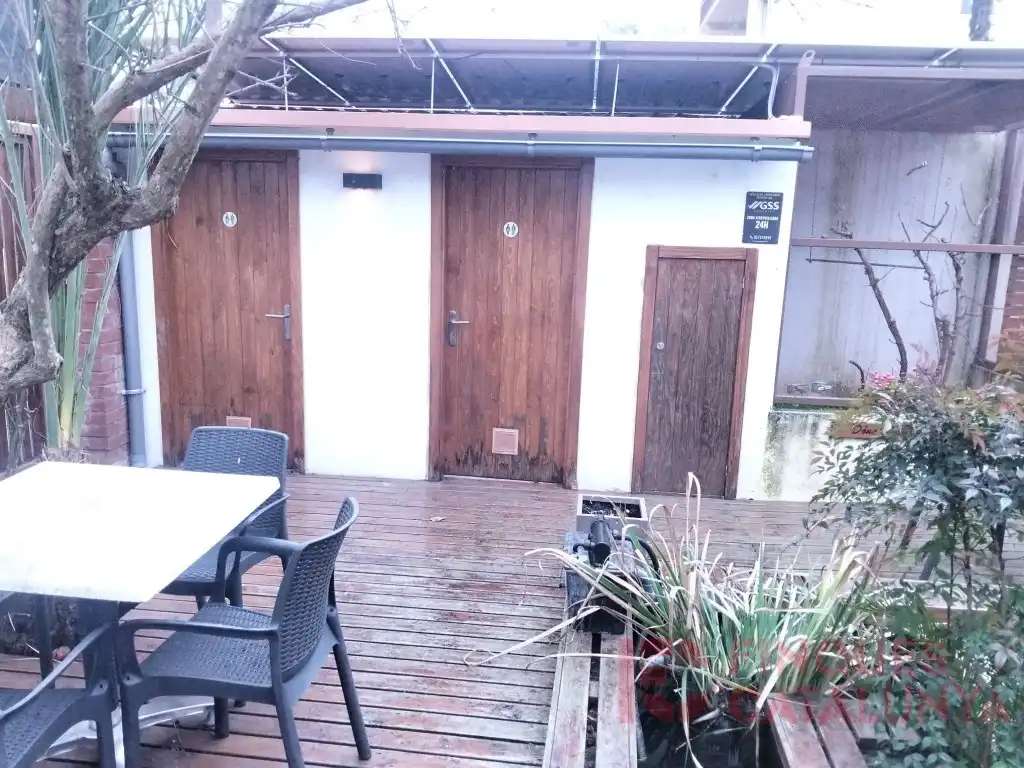 Terrassa de Local de lloguer en Vilablareix