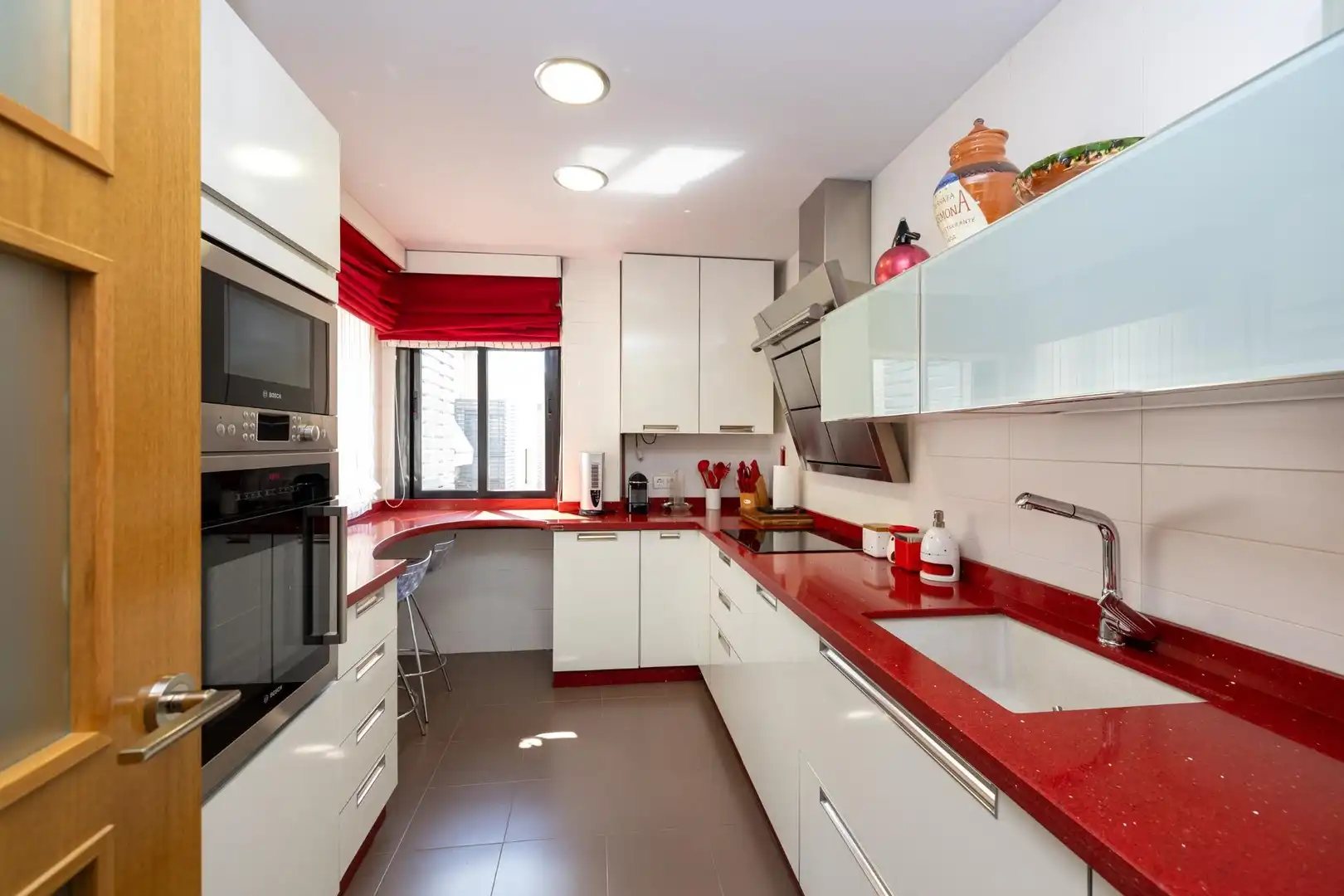 Cuina de Pis en venda en Granada amb Aire condicionat, Calefacció i Parquet