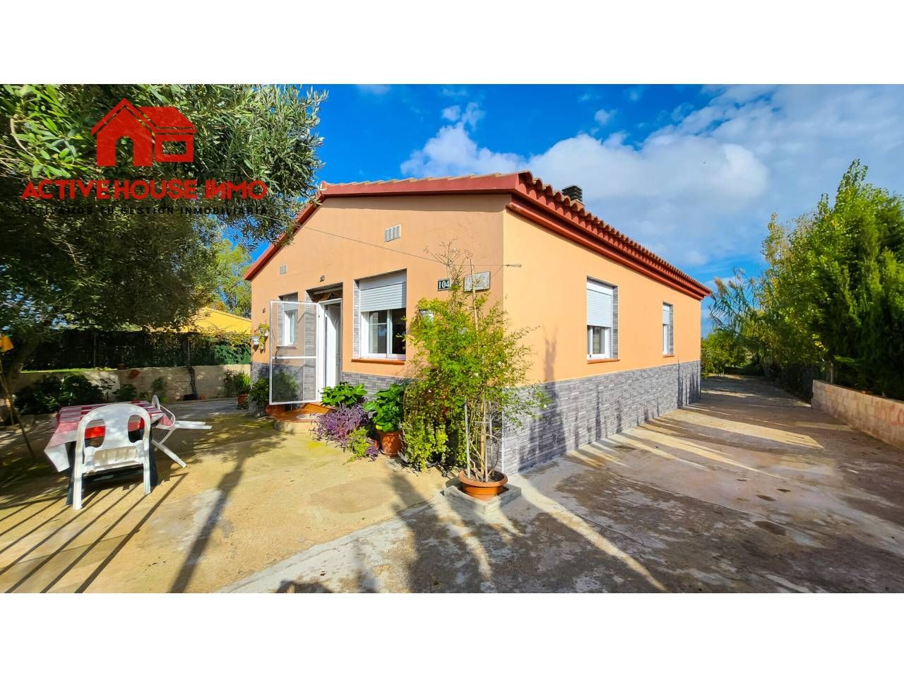 Exterior view of House or chalet for sale in Sant Jaume d'Enveja  with Air Conditioner, Private garden and Terrace