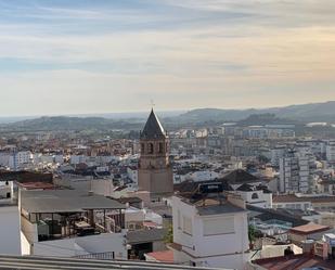 Vista exterior de Edifici en venda en Vélez-Málaga