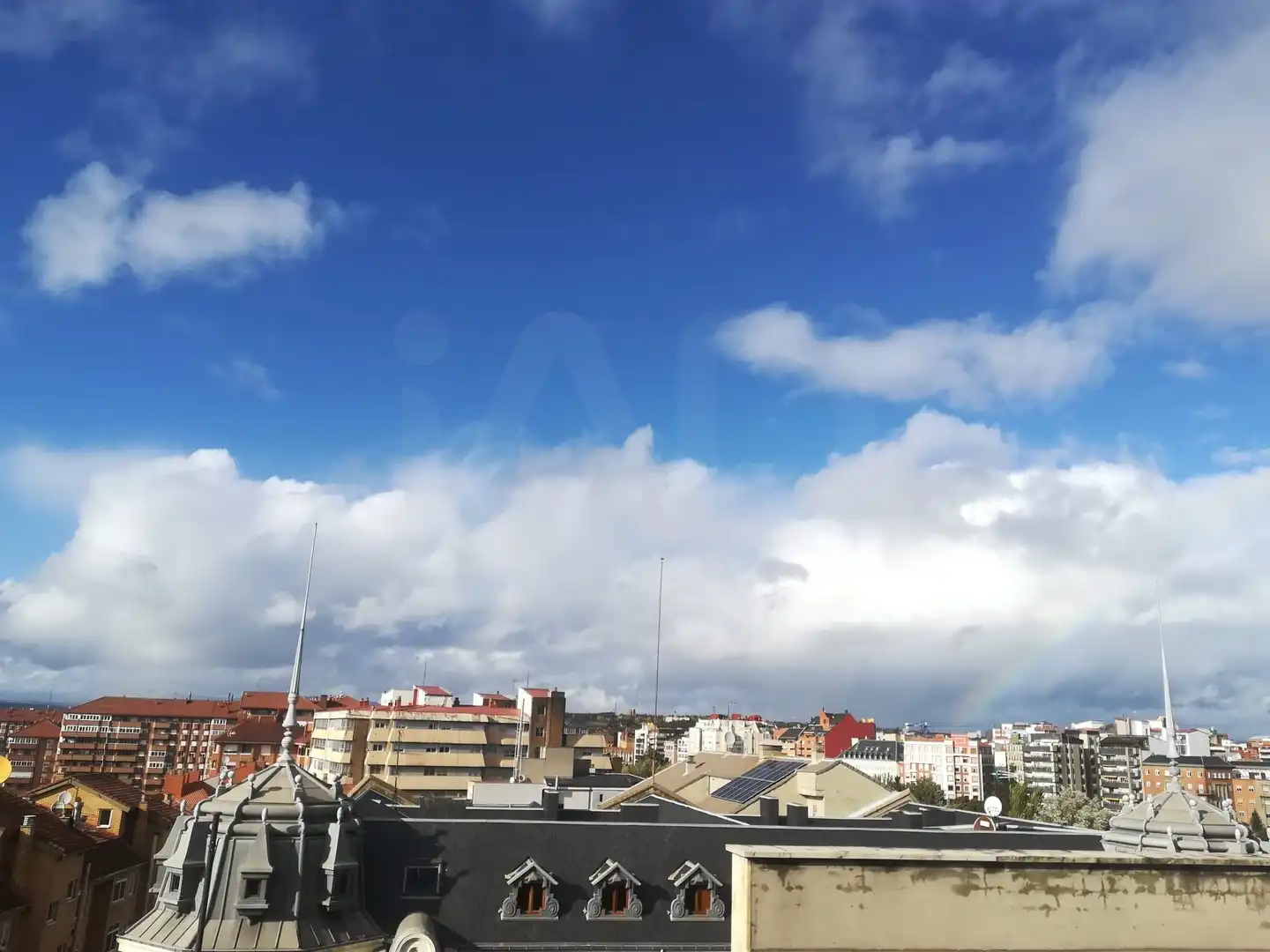 Exterior view of Flat for rent in León Capital   with Heating