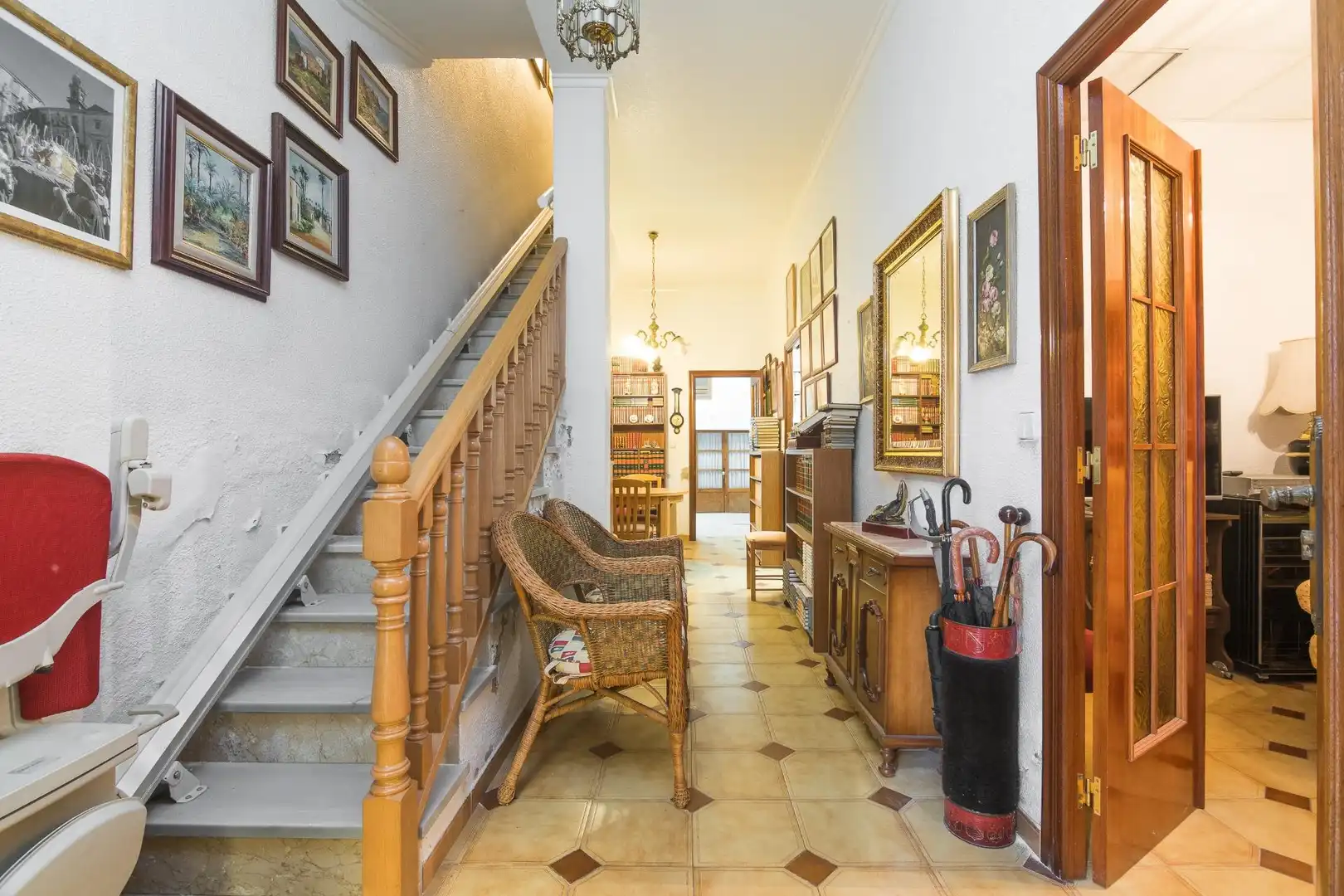 Casa o chalet en venta en Elche / Elx con Terraza y Balcón