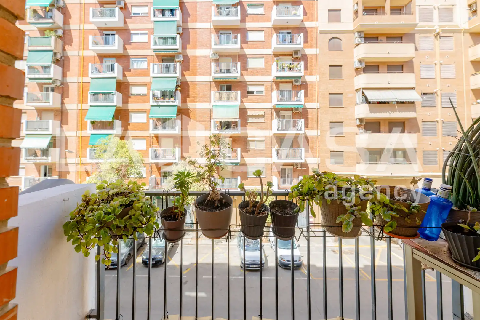 Balcony of Flat for sale in Valencia  with Oven and Washing machine