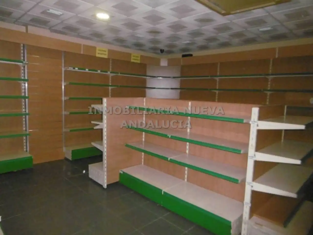 Local comercial de lloguer a Nueva Andalucía, imagen 7