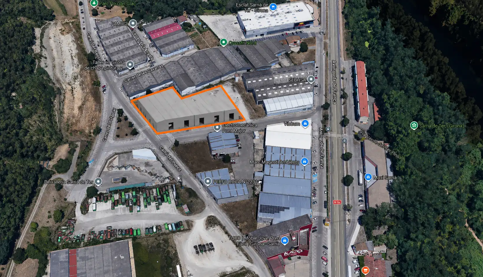 Vista exterior de Nau industrial de lloguer en Sarrià de Ter, Girona