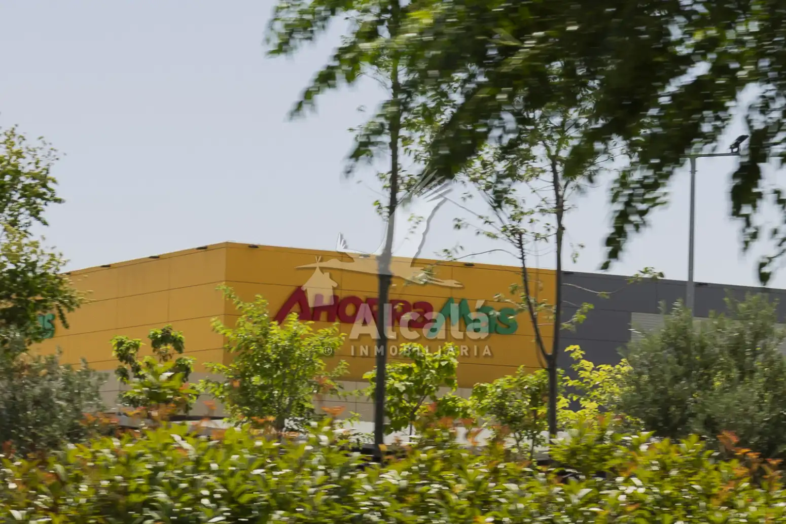Vista exterior de Àtic en venda en Rivas-Vaciamadrid amb Aire condicionat, Calefacció i Jardí privat