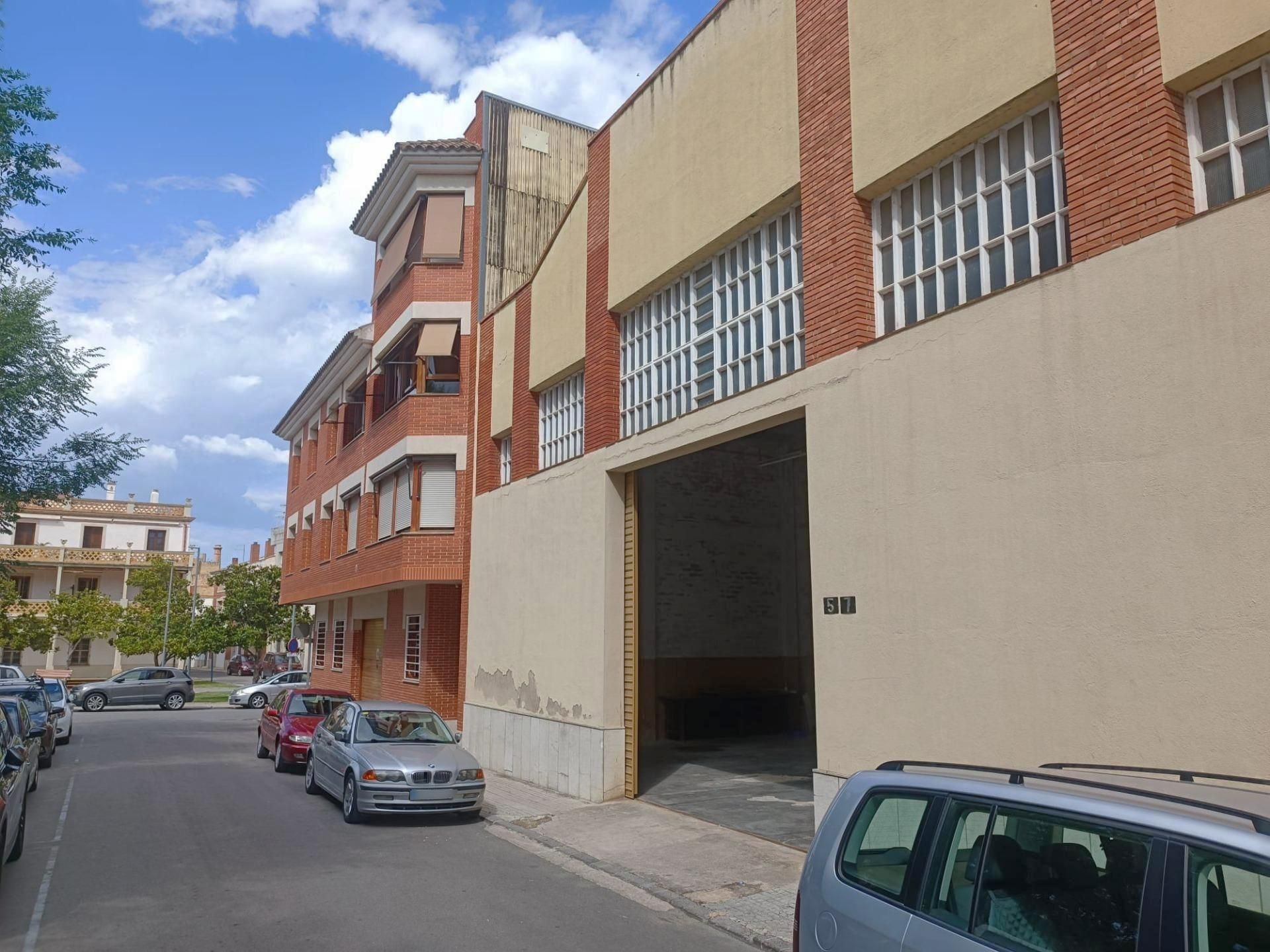 Außenansicht von Garage miete in Amposta