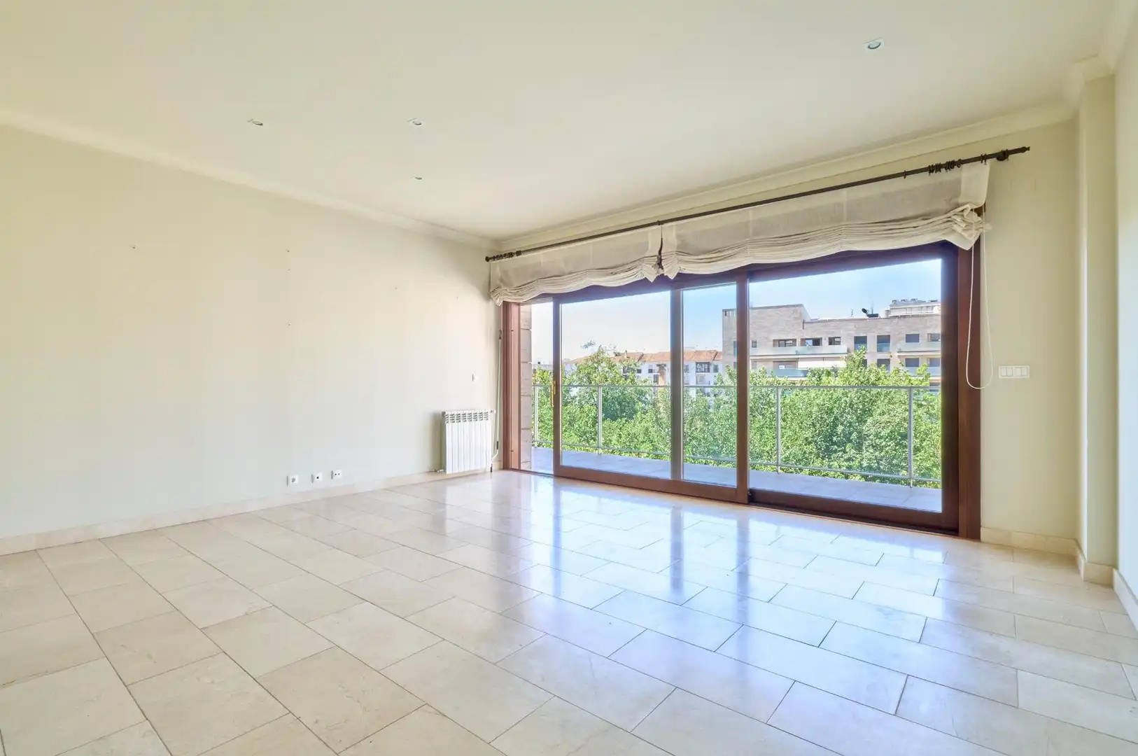 Wohnzimmer von Wohnung zur Miete in Jerez de la Frontera mit Klimaanlage, Heizung und Terrasse