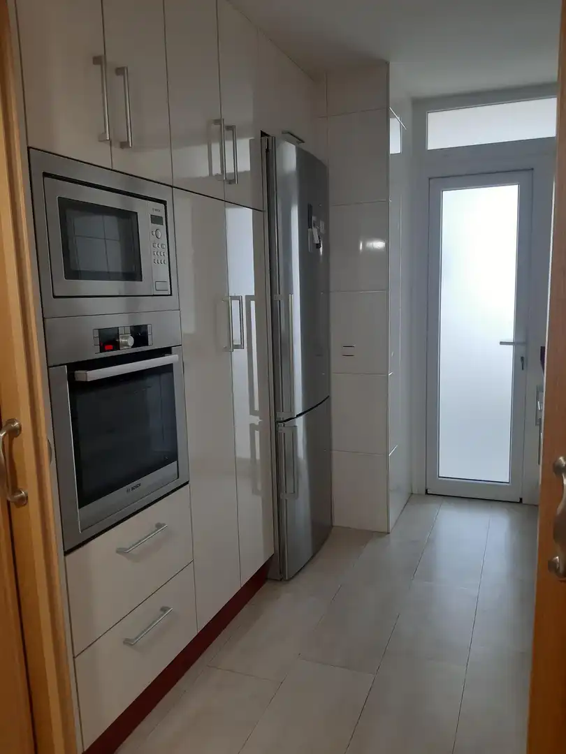 Kitchen of Flat for rent in Algeciras  with Air Conditioner and Furnished
