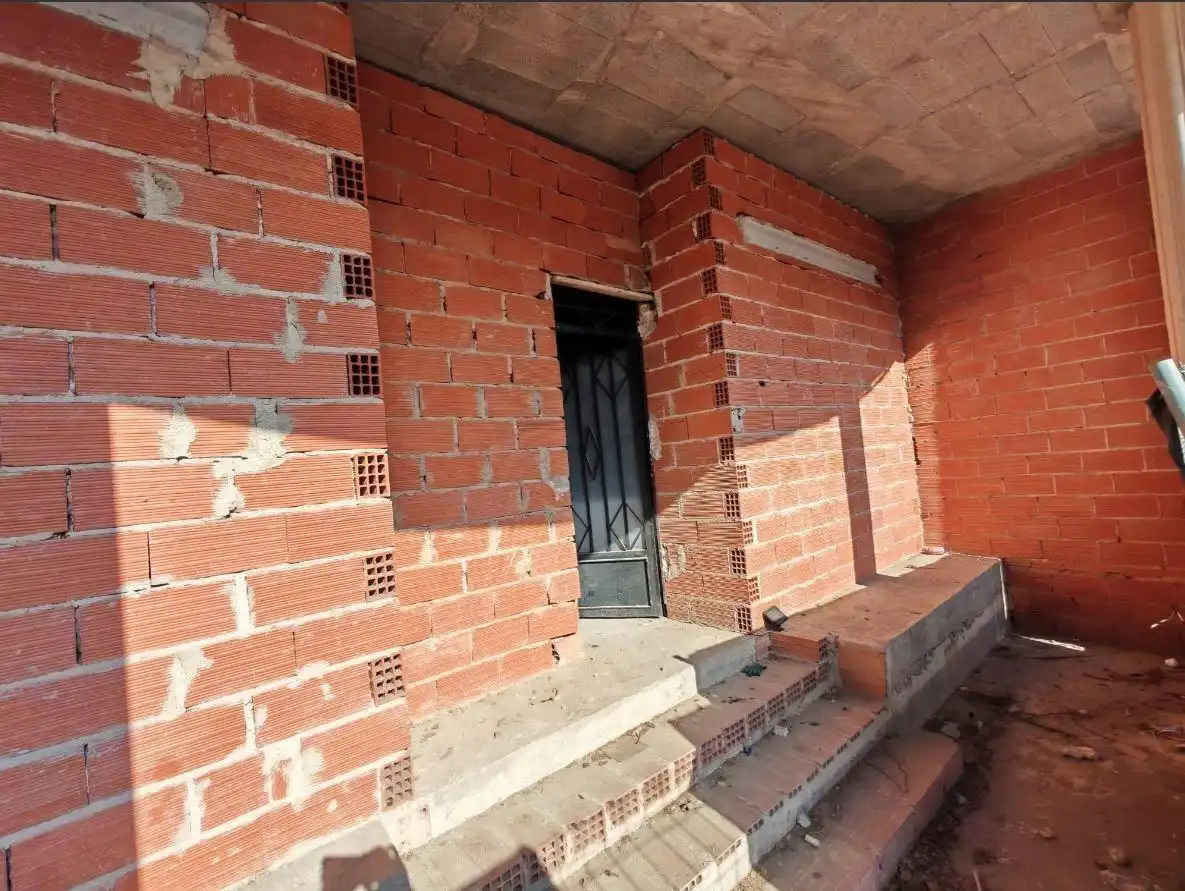 Exterior view of Buildings for sale in Artana