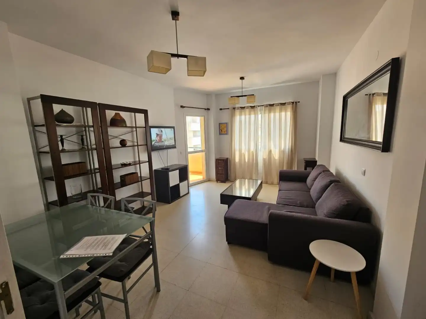 Sala de estar de Piso de alquiler en Málaga con Aire acondicionado, Terraza y Amueblado