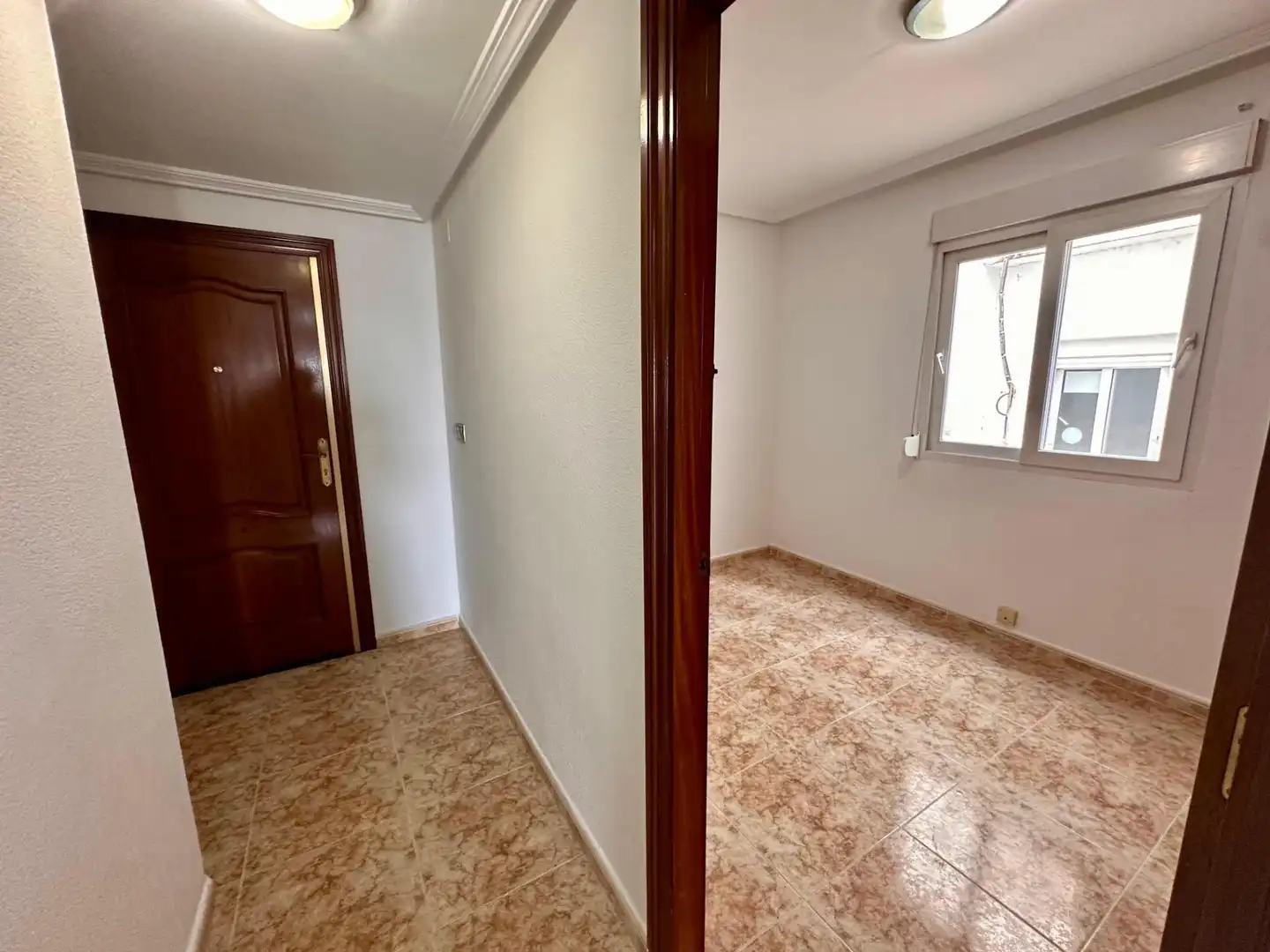 Apartamento en venta en Torrevieja con Aire acondicionado, Jardín privado y Amueblado