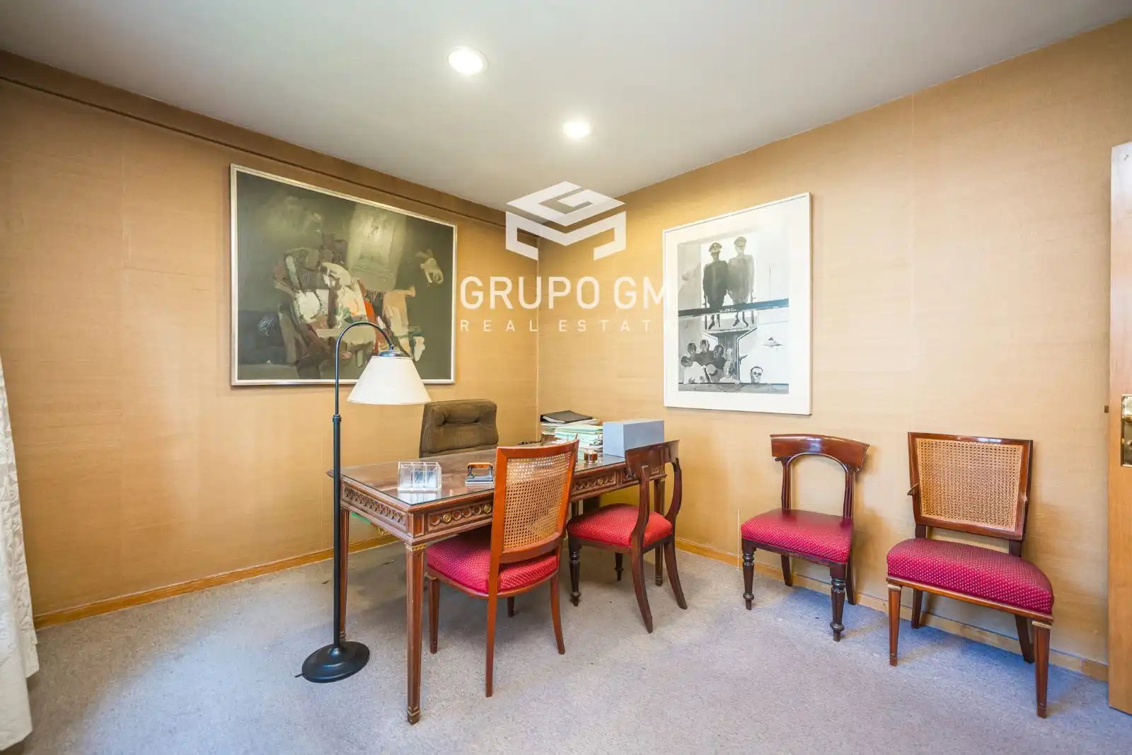 Flat for sale in Madrid  with Air Conditioner and Heating