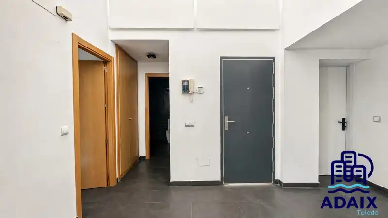 Houses for sale in Layos  with Air Conditioner, Heating and Terrace