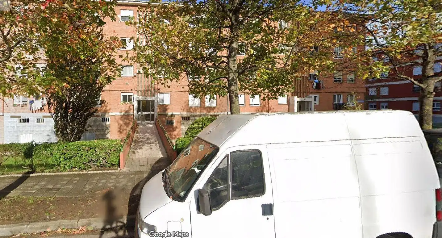 Vista exterior de Piso en venta en Santander