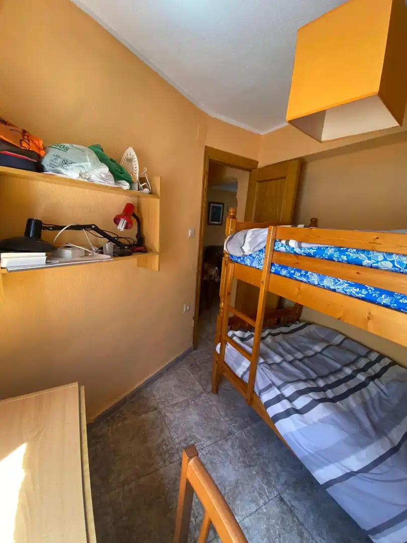 Bedroom of Flat for rent in Granada  with Heating, Furnished and Balcony