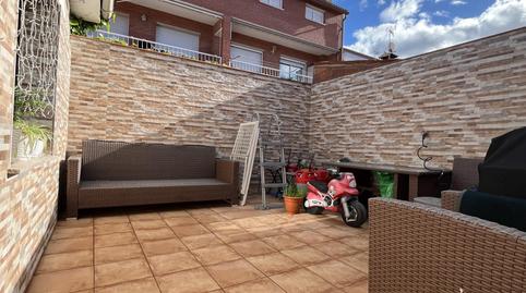 Foto 5 de Casa adosada en venta en La Plana, Esparreguera