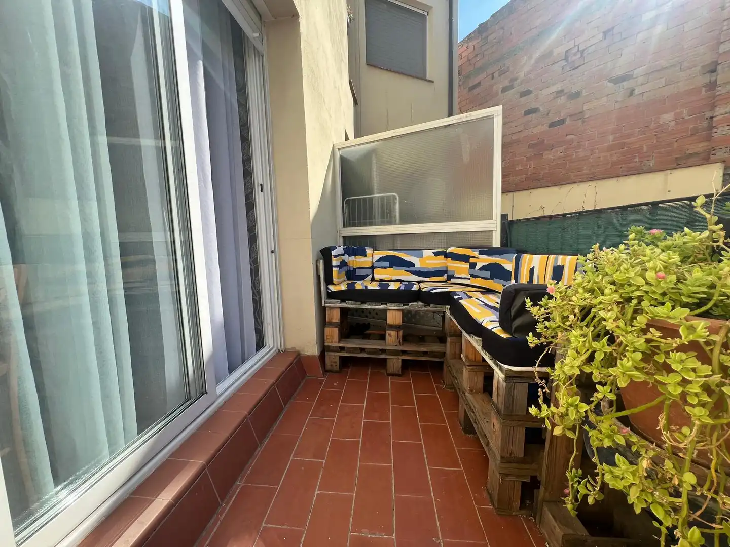 Terraza de Casa adosada en venta en Sant Martí de Tous con Calefacción, Trastero y Horno