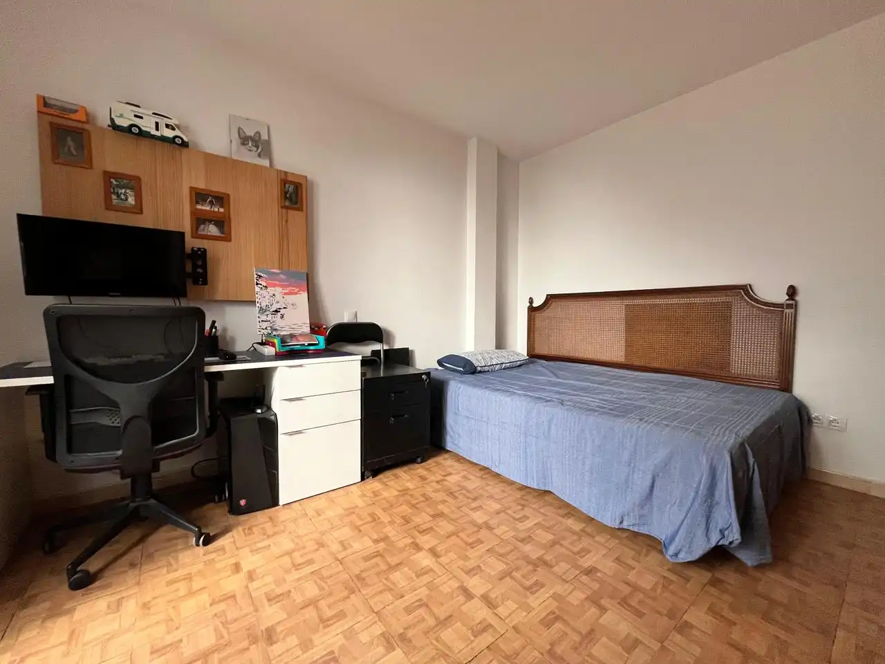 Habitación de Piso en venta en El Casar con Calefacción, Terraza y Balcón