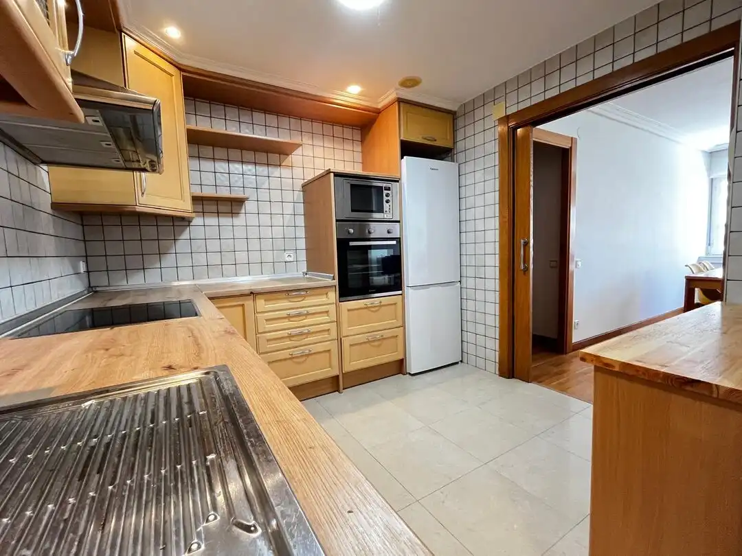 Cocina de Piso de alquiler en Barañáin / Barañain con Calefacción, Horno y Lavadora