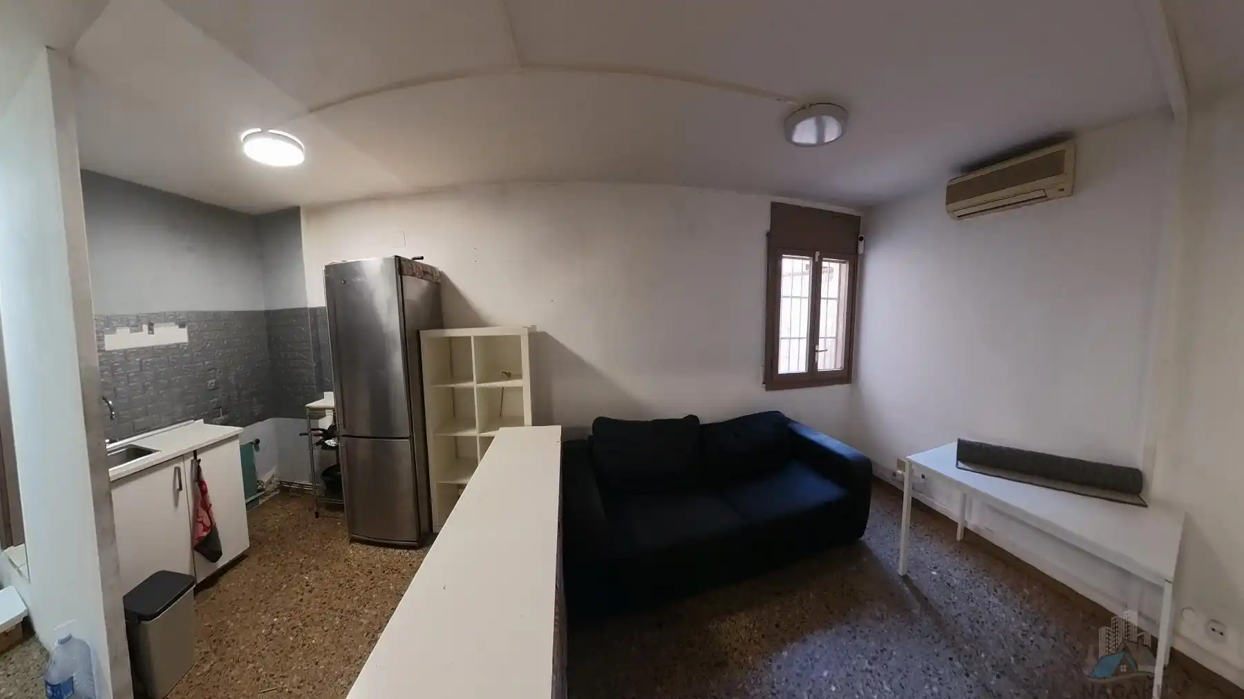 Wohnung zum Verkauf in Barcelona mit Balkon