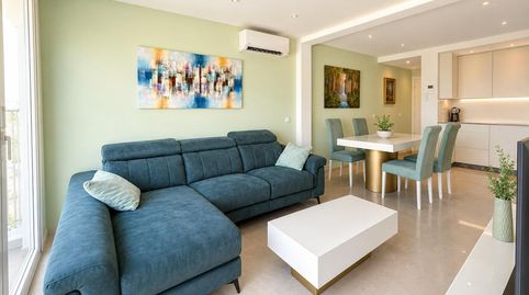 Foto 2 de Piso en venta en Avenida Doctor Marañon, Martiricos - La Roca - La Rosaleda, Málaga Capital