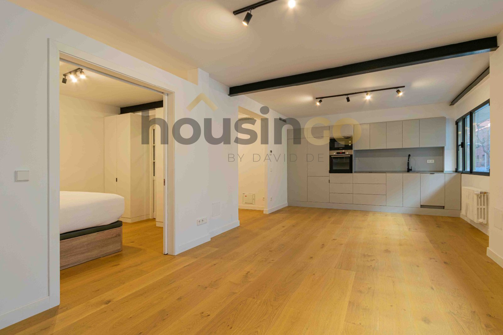 Vista exterior de Pis en venda en  Madrid Capital amb Aire condicionat, Calefacció i Forn