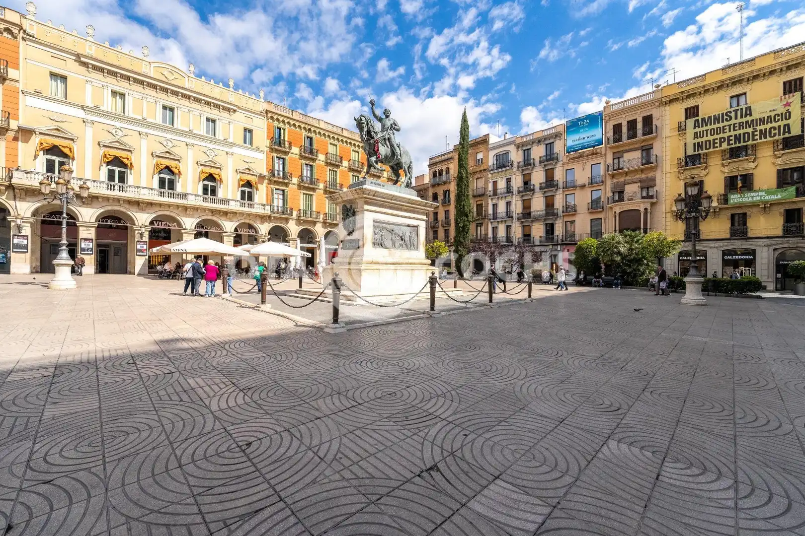 Vista exterior de Piso en venta en Reus
