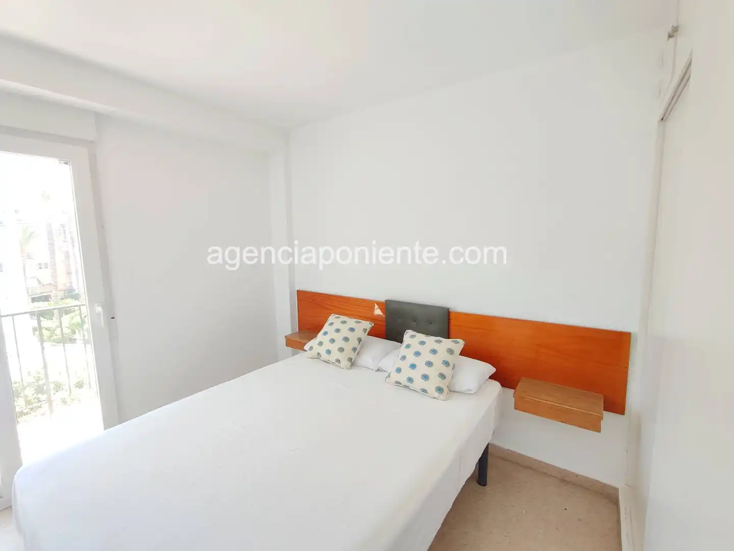 Apartments for rent in Avenida Murtal, Playa Poniente