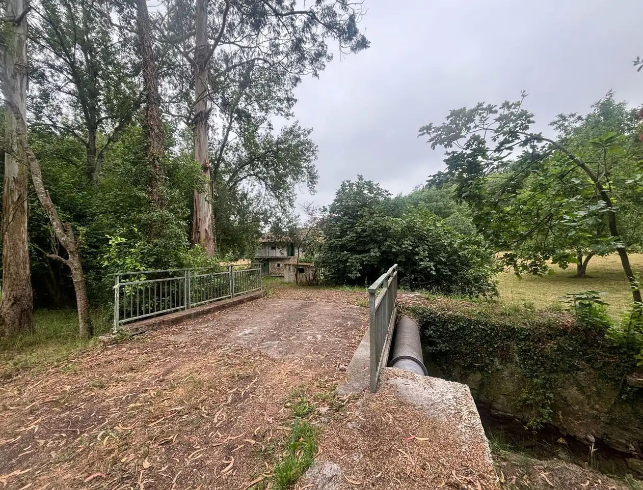 Finca rústica en venda en Gijón  amb Jardí privat