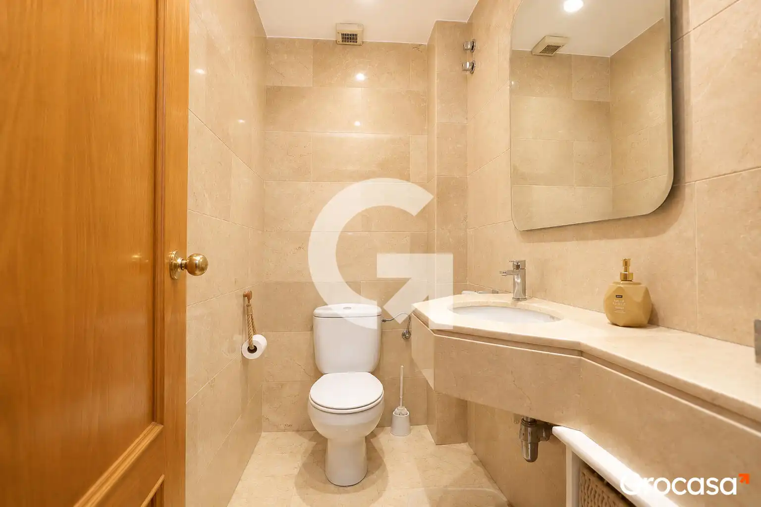 Baño de Casa adosada en venta en El Prat de Llobregat con Aire acondicionado, Calefacción y Terraza