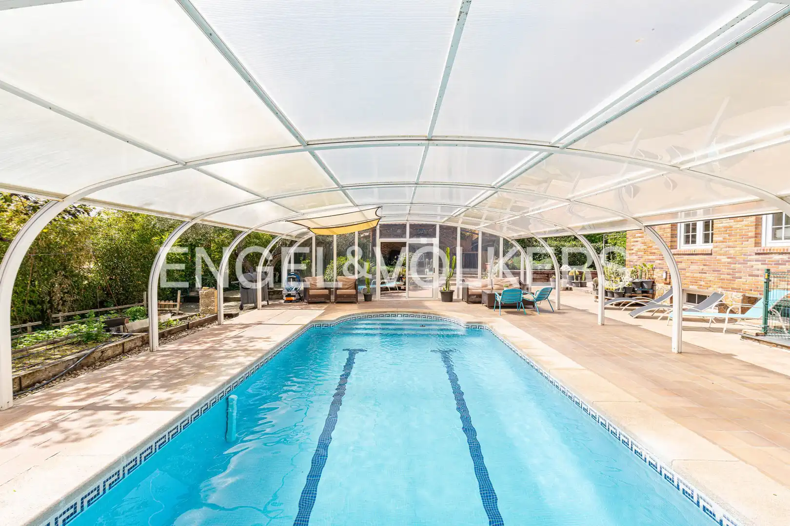 Piscina de Casa o xalet en venda en Galapagar amb Aire condicionat, Calefacció i Jardí privat