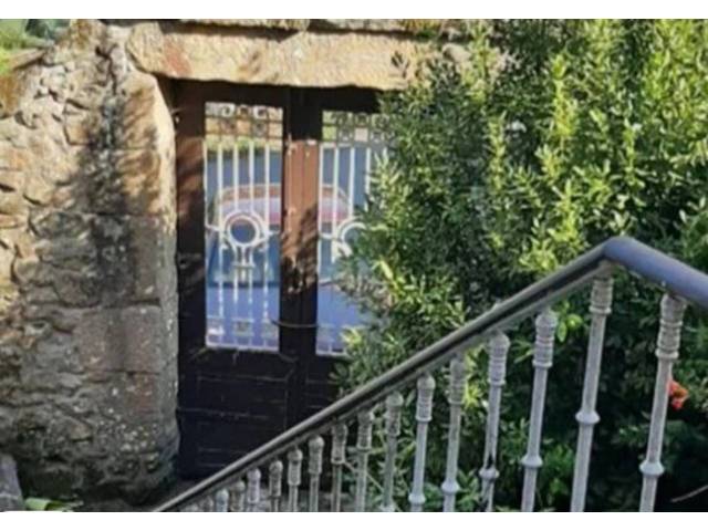 Casa-chalet en Venta en Punxín