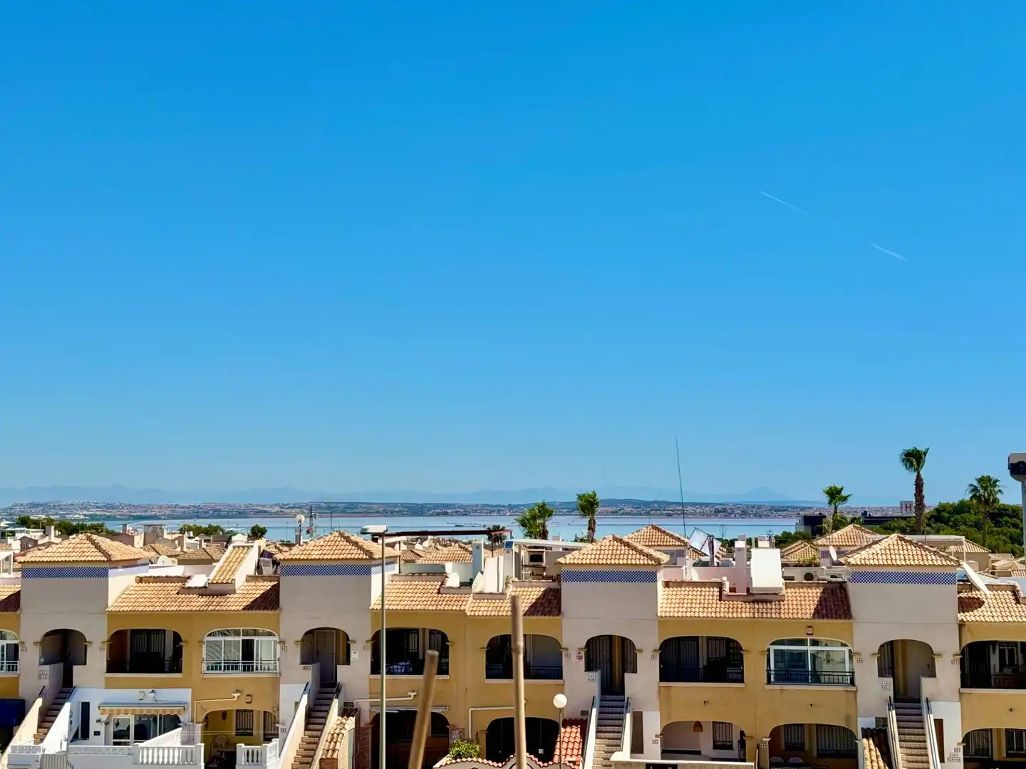 Vista exterior de Casa o chalet en venta en Orihuela con Aire acondicionado, Jardín privado y Terraza