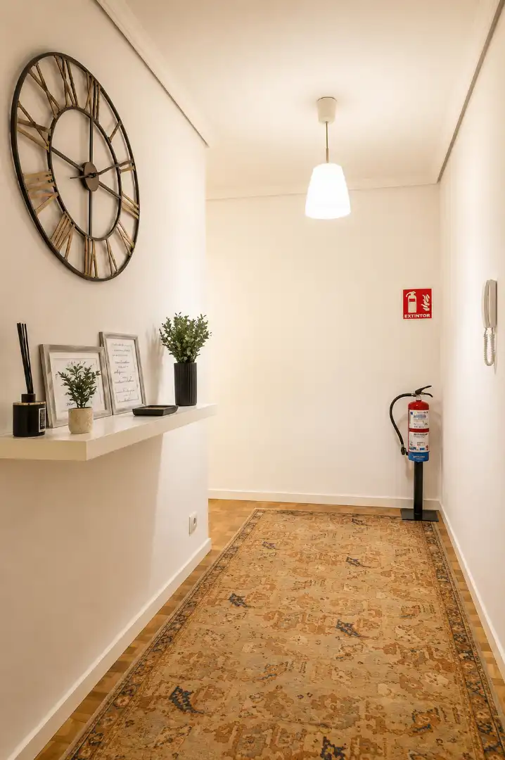 Piso de alquiler en Santa Cruz de Bezana con Calefacción, Terraza y Amueblado