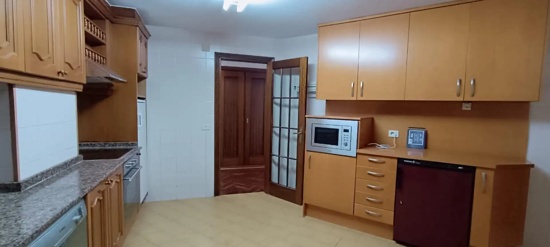 Cocina de Piso de alquiler en A Coruña Capital  con Calefacción y Parquet
