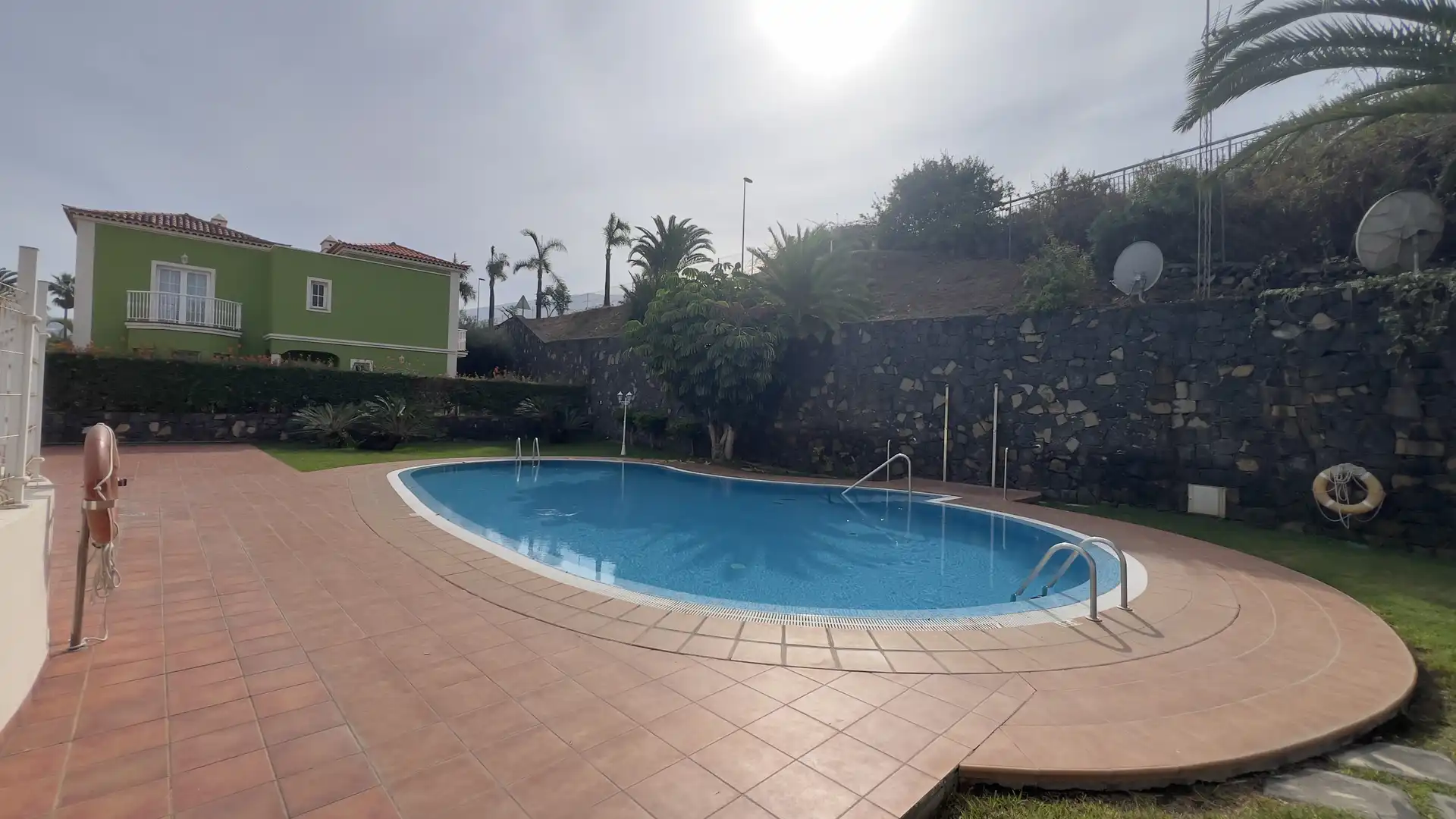 Swimming pool of Flat for sale in La Quinta