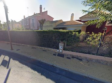 Adossat en venda a De La Chirina