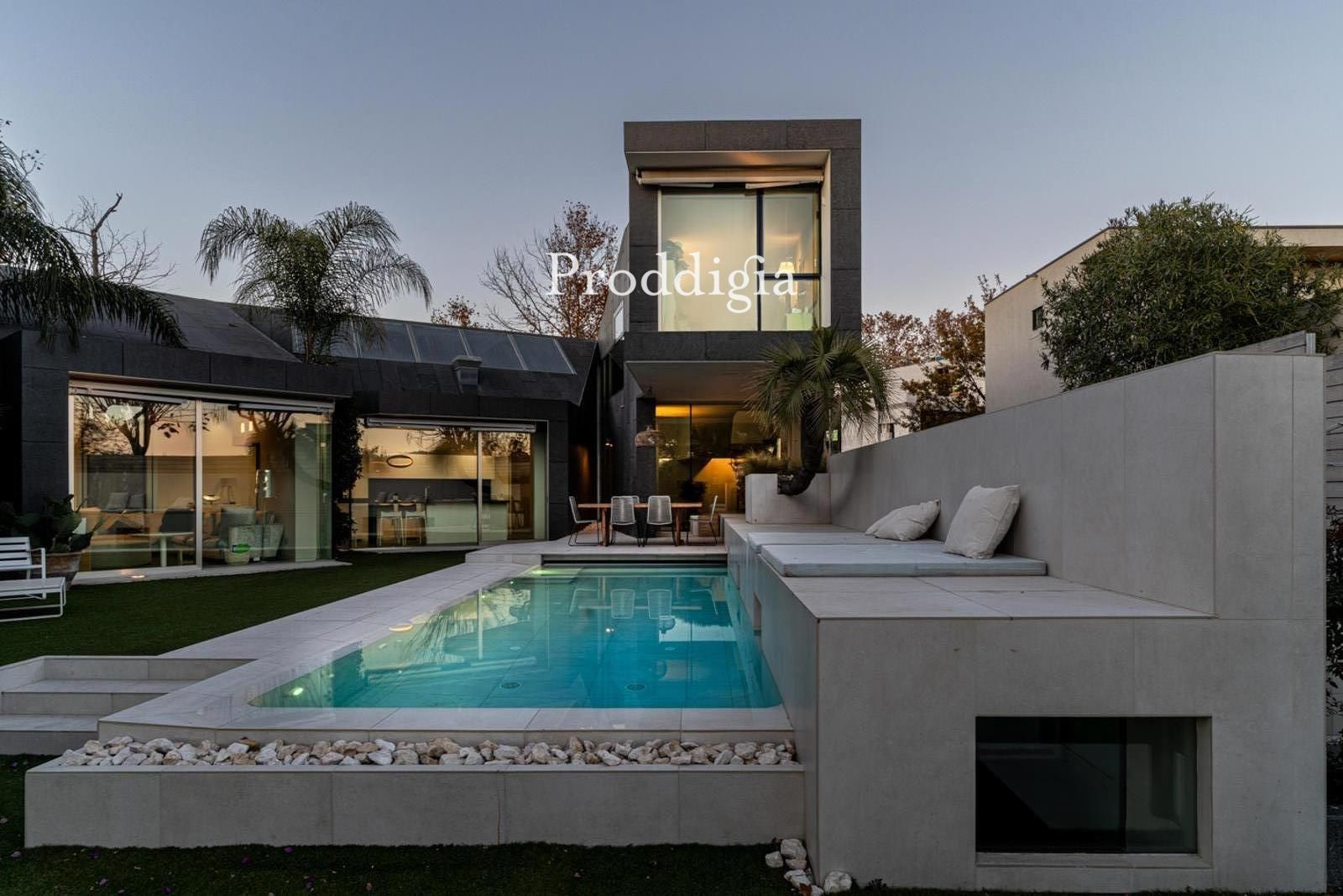 Swimming pool of House or chalet for sale in Sant Cugat del Vallès  with Air Conditioner, Heating and Private garden