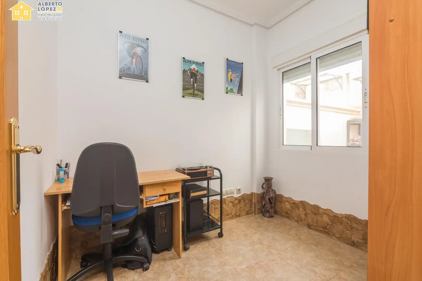 Casa adosada en venta en Elche / Elx con Aire acondicionado, Calefacción y Balcón