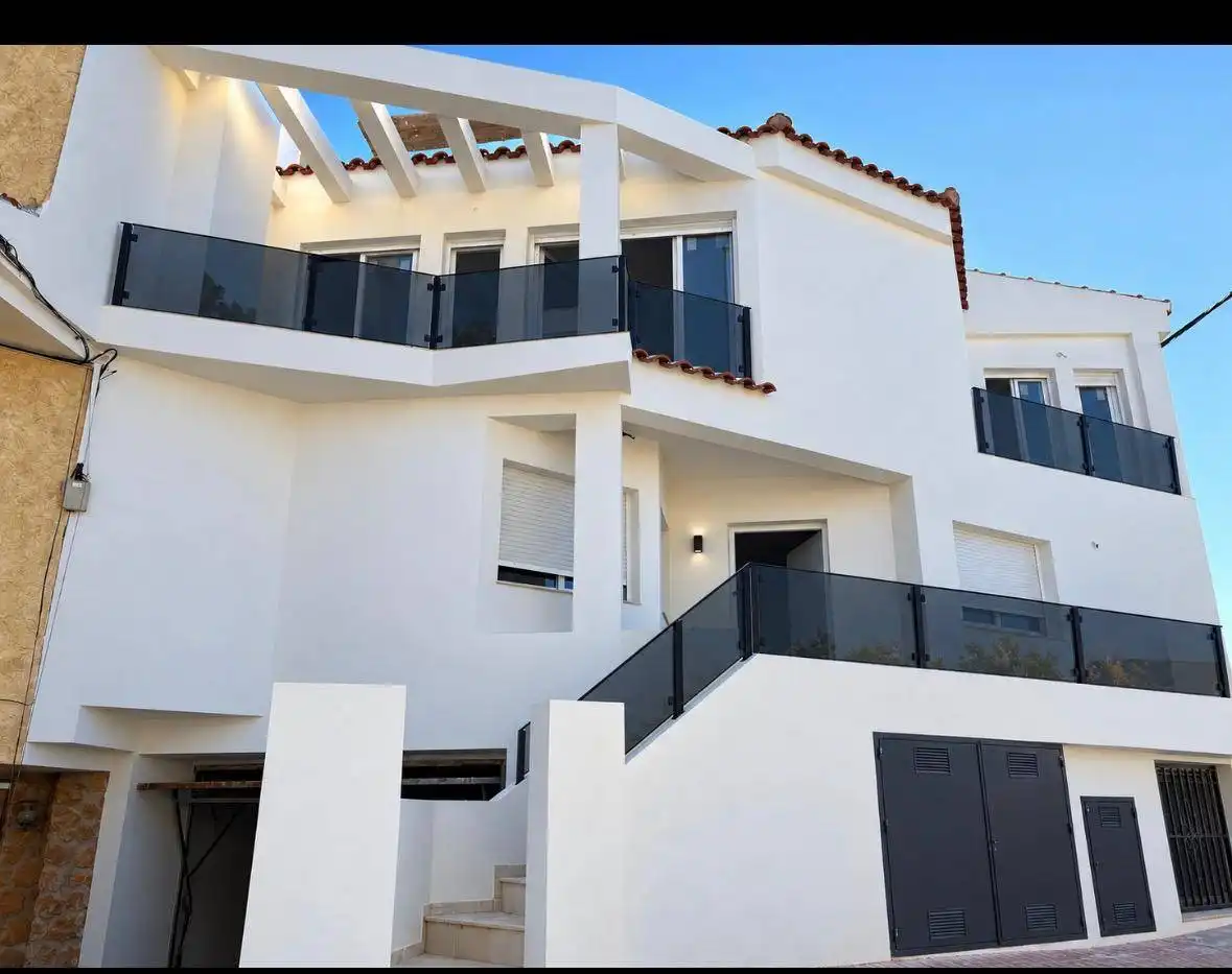 Maison mitoyenne à vendre à C. JesÃºs Triunfante