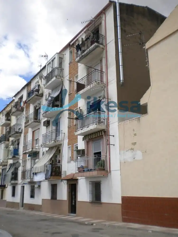 Flat for sale in Bailén