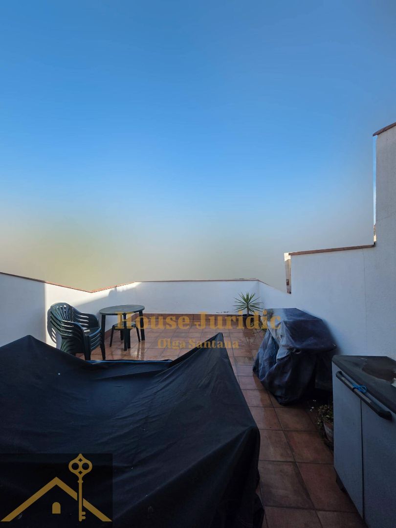 Terrassa de Casa adosada en venda en Mataró amb Aire condicionat, Parquet i Terrassa